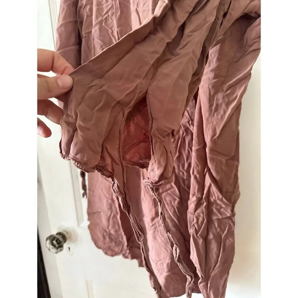 Just Quella women’s size 10 Off Shoulder top - Picture 3 of 6